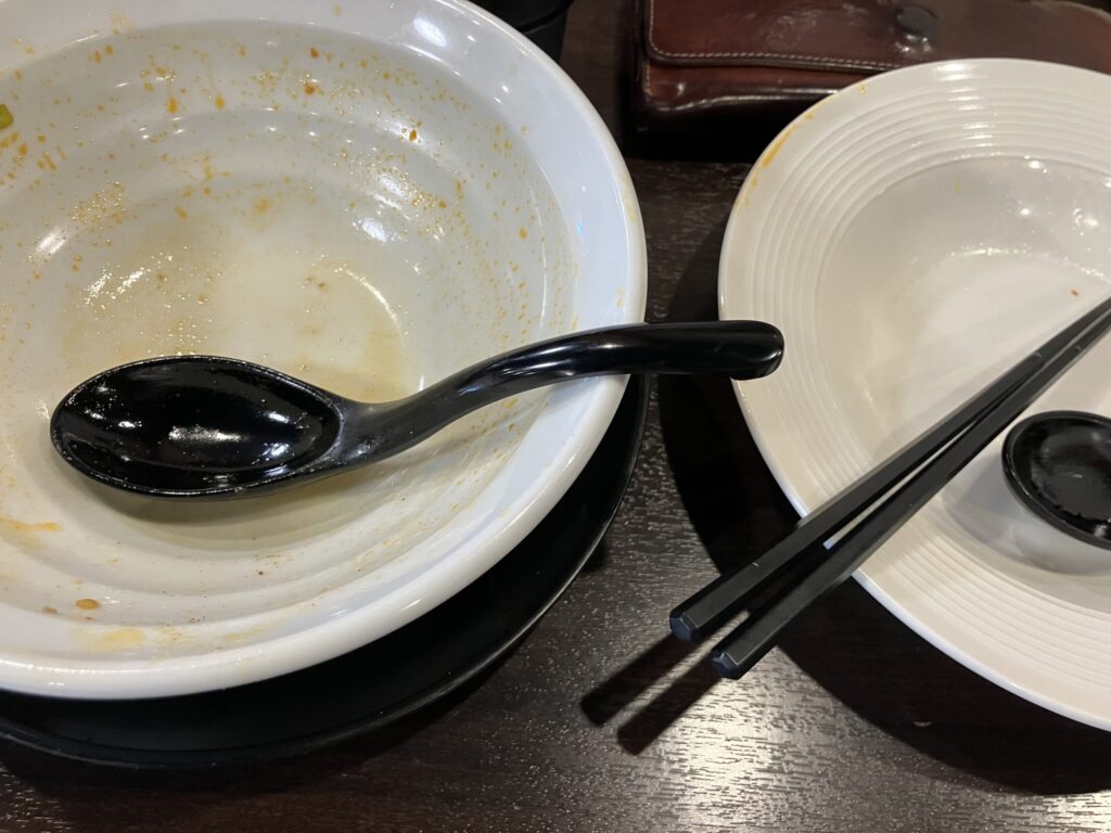 台湾ラーメン炒飯セット